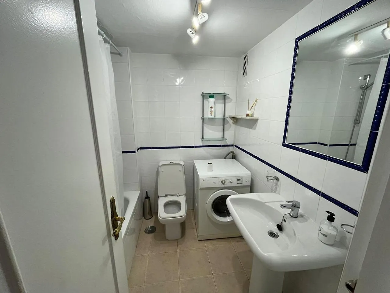 Apartamento Benal Beach Vista Al Mar, Piscina Templada Benalmádena España